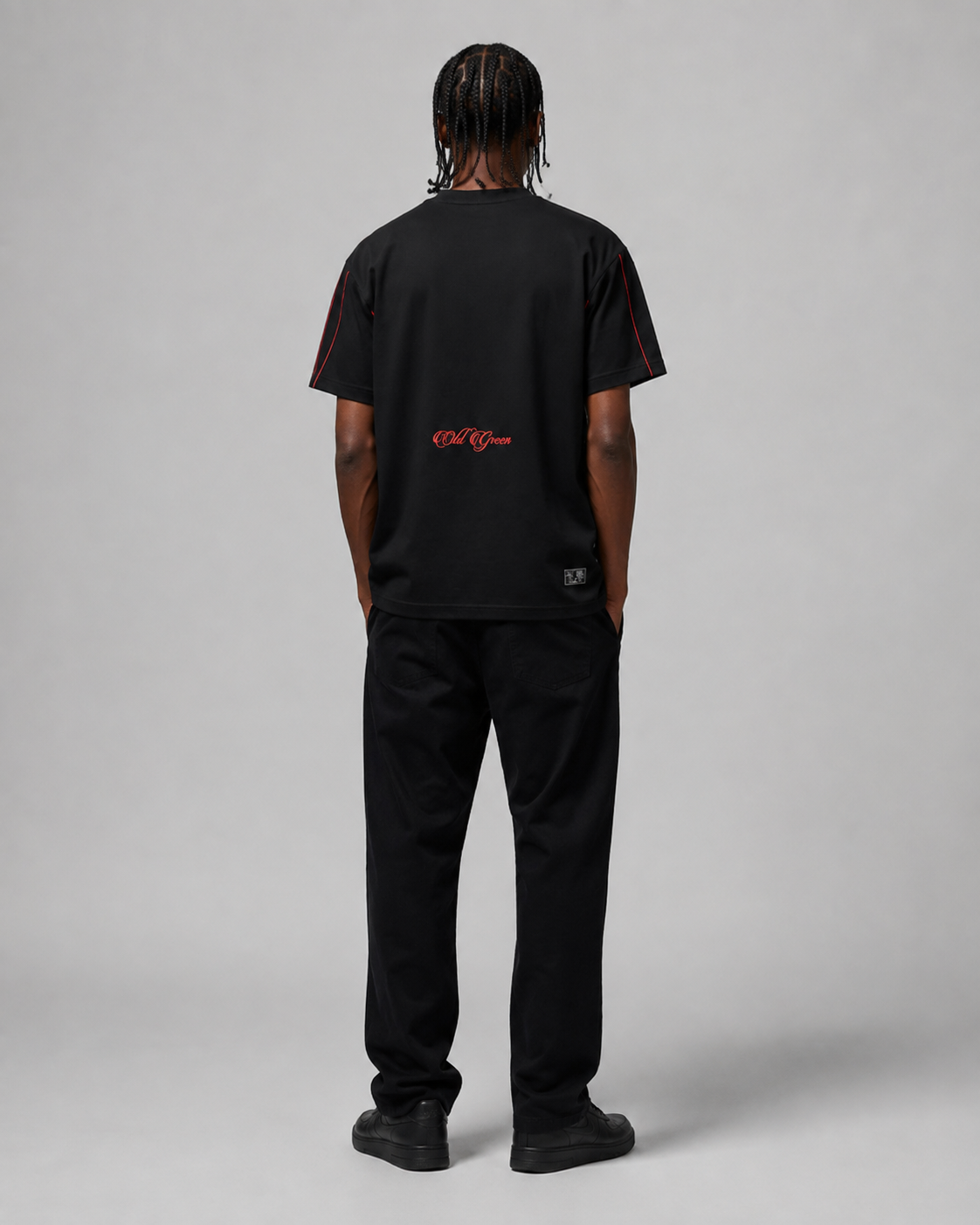 Camiseta Cursiva Lineas Rojas